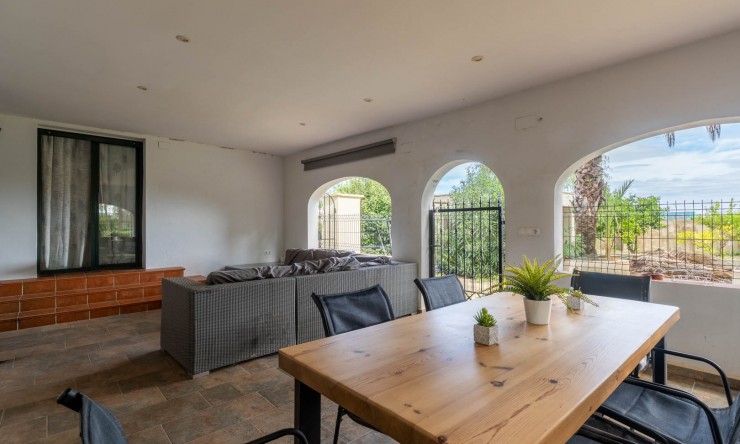 Wiederverkauf - Villa -
Ondara