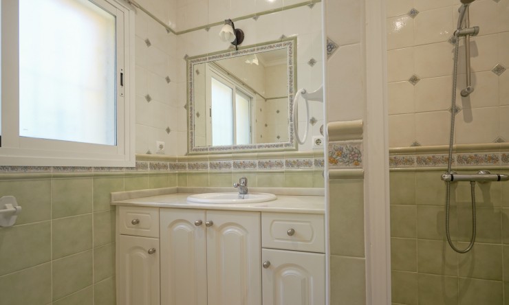 Herverkoop - Villa -
Jávea - Costa Nova