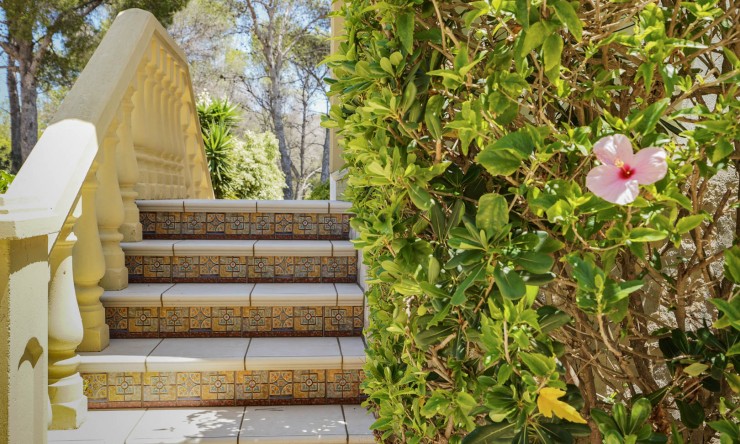 Herverkoop - Villa -
Jávea - Costa Nova