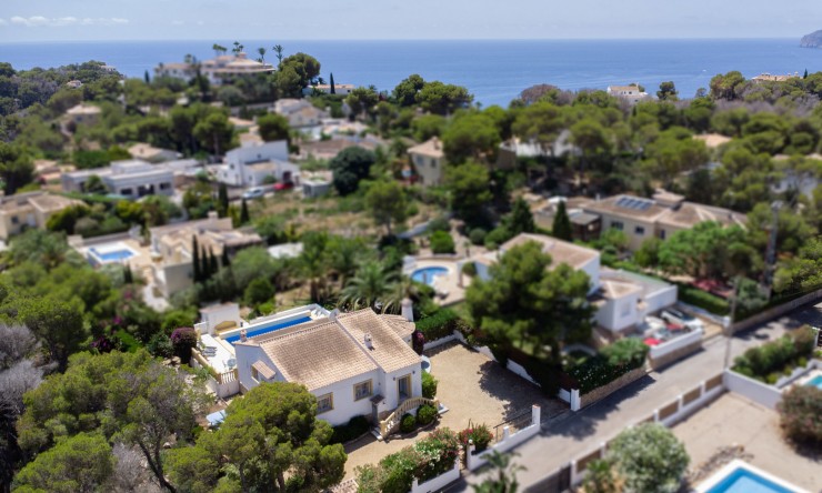 Herverkoop - Villa -
Jávea - Costa Nova