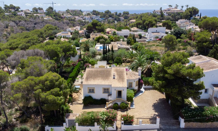 Herverkoop - Villa -
Jávea - Costa Nova