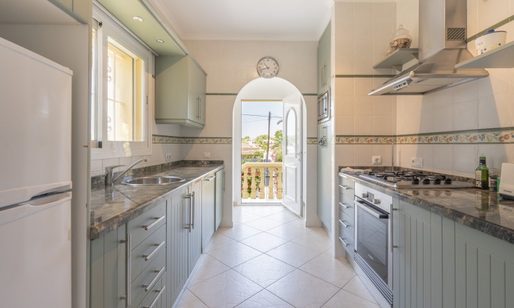 Herverkoop - Villa -
Jávea - Costa Nova