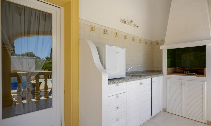 Herverkoop - Villa -
Jávea - Costa Nova