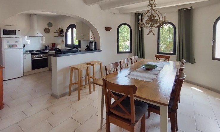 Herverkoop - Villa -
Benissa - Fanadix