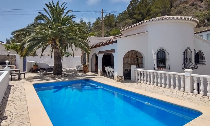 Herverkoop - Villa -
Benissa - Fanadix