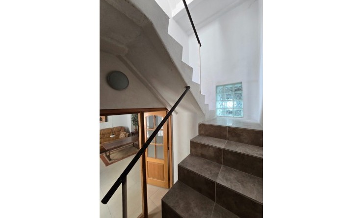 Resale - Townhouse -
Callosa De Ensarrià