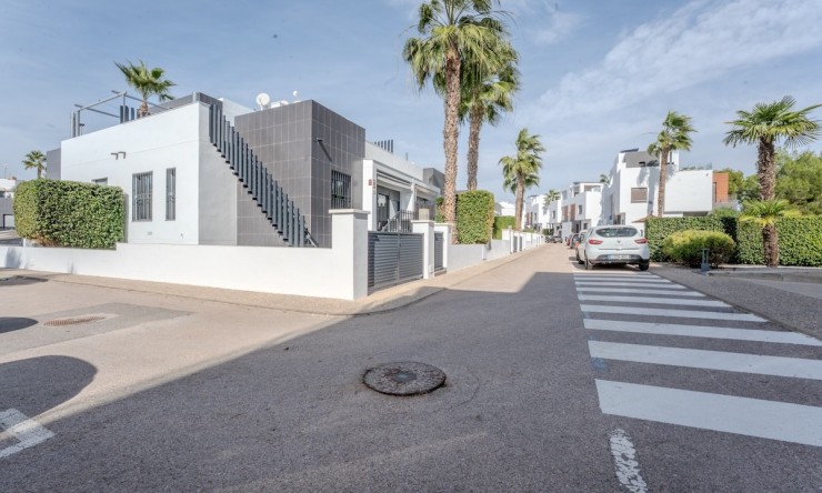 Rynek Wtórny - Kamienica -
Orihuela Costa - Villamartín