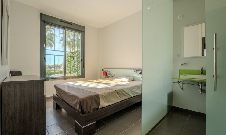 Rynek Wtórny - Kamienica -
Orihuela Costa - Villamartín