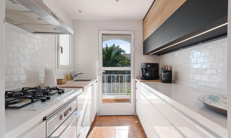 Reventa - Villa -
La Nucía