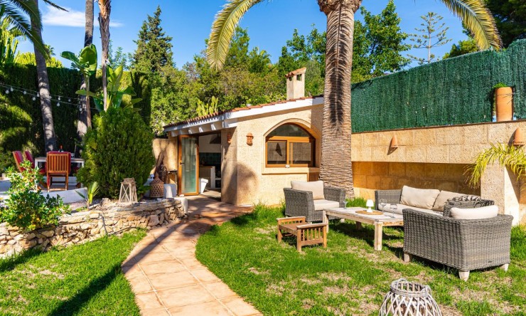 Reventa - Villa -
La Nucía