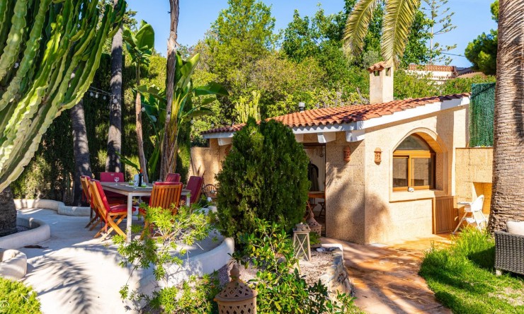 Reventa - Villa -
La Nucía