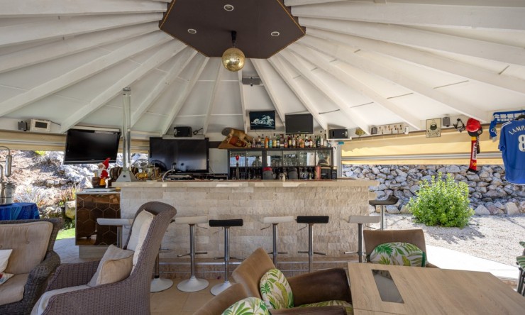 Resale - Villa -
La Zarza