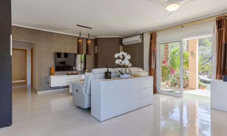 Resale - Villa -
La Zarza