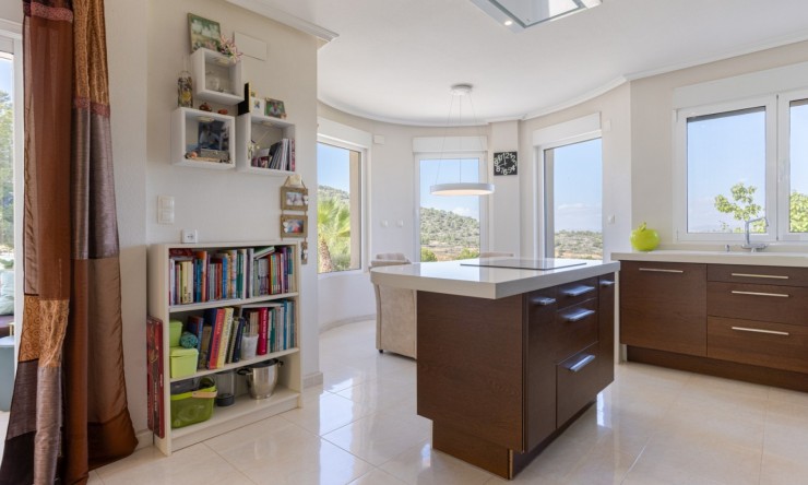 Resale - Villa -
La Zarza