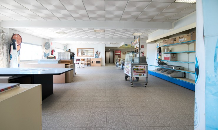 Wynajem długoterminowy - Komercyjne -
Alfas del Pí