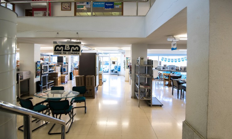 Wynajem długoterminowy - Komercyjne -
Alfas del Pí