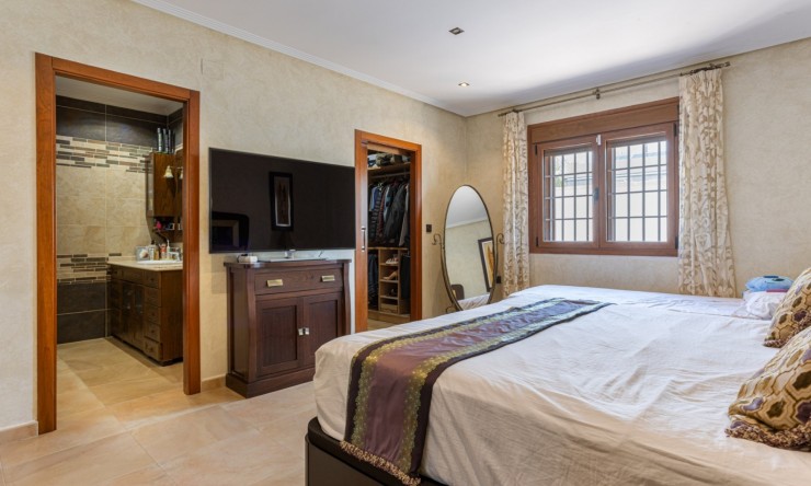 Revente - Villa -
Los Montesinos