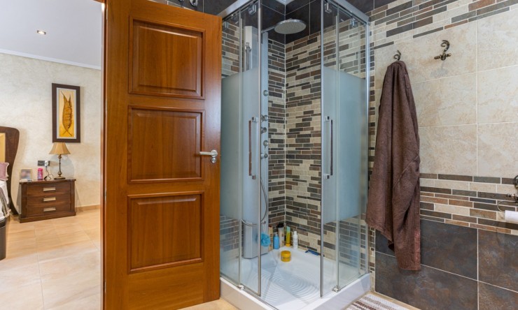 Revente - Villa -
Los Montesinos