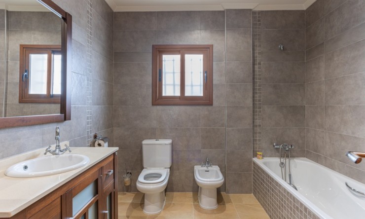 Revente - Villa -
Los Montesinos