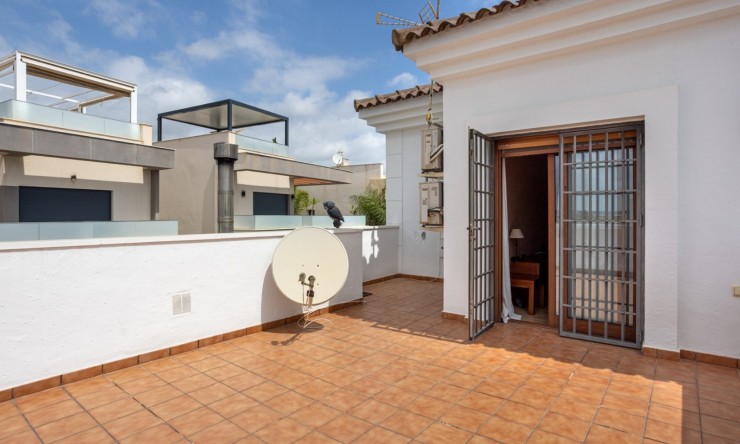 Revente - Villa -
Los Montesinos