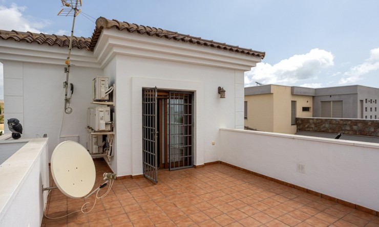 Revente - Villa -
Los Montesinos