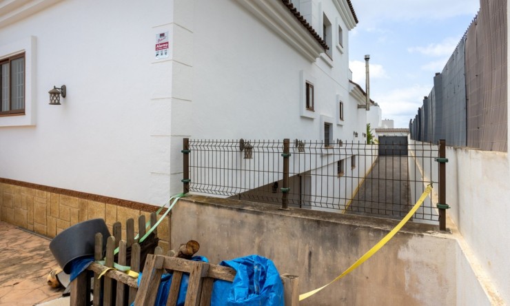 Revente - Villa -
Los Montesinos