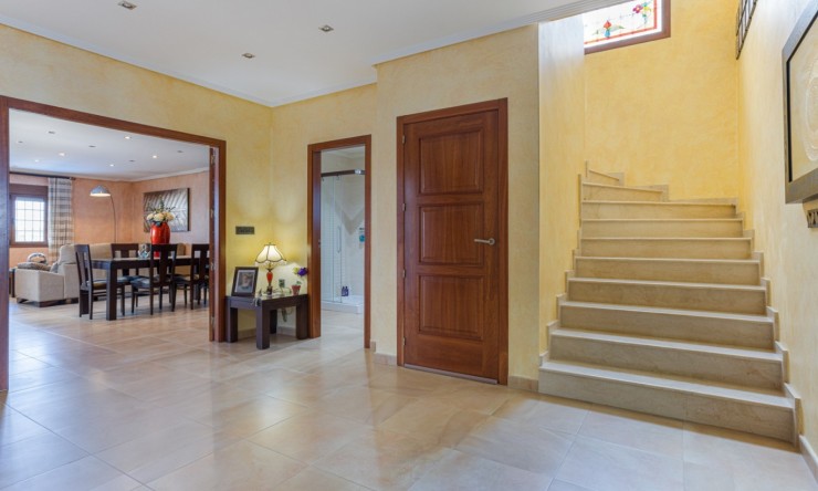 Revente - Villa -
Los Montesinos