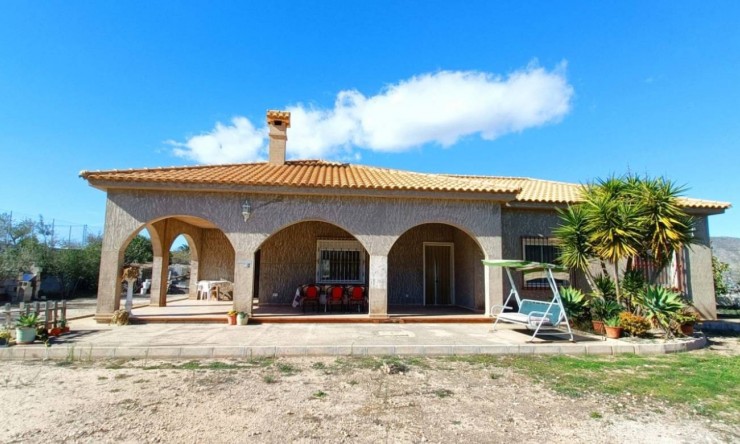 Resale - Finca -
Hondón de los Fráiles