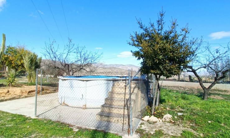 Resale - Finca -
Hondón de los Fráiles