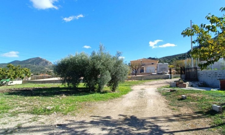 Resale - Finca -
Hondón de los Fráiles