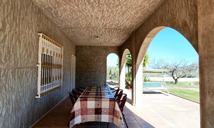 Resale - Finca -
Hondón de los Fráiles