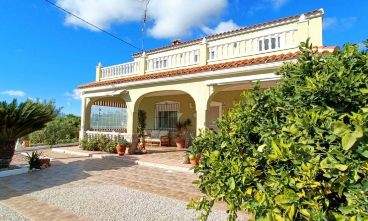 Resale - Villa -
Hondón de los Fráiles