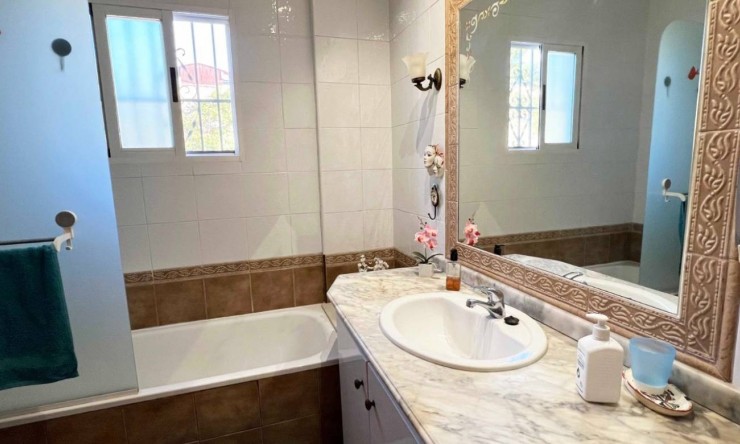 Resale - Villa -
Hondón de los Fráiles