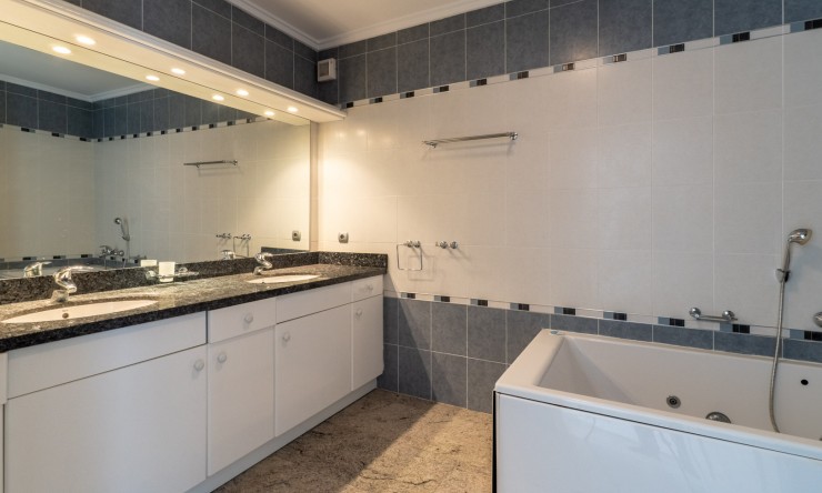 Revente - Villa -
Moraira - Paichi