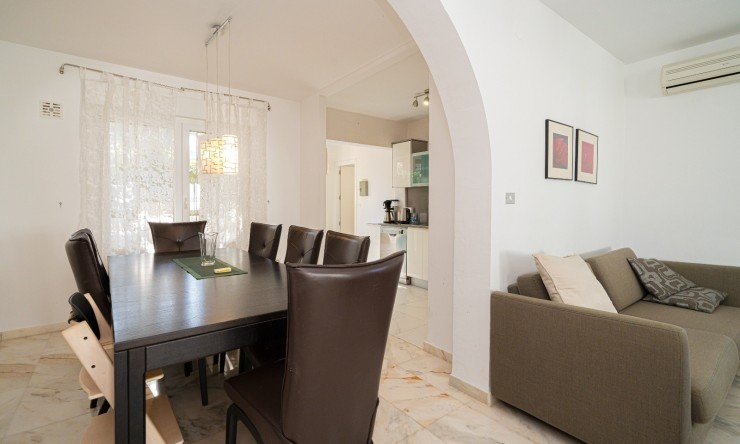 Reventa - Villa -
Albir