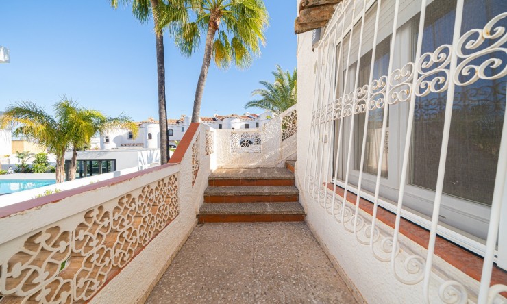 Reventa - Villa -
Albir