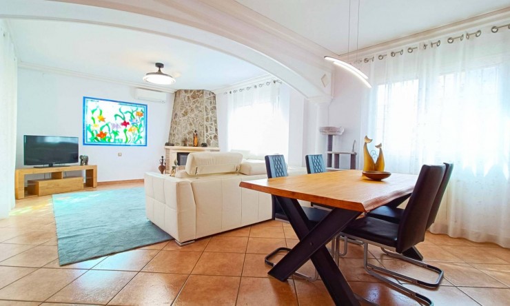 Resale - Villa -
Hondón de los Fráiles