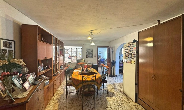 Resale - Villa -
Albir