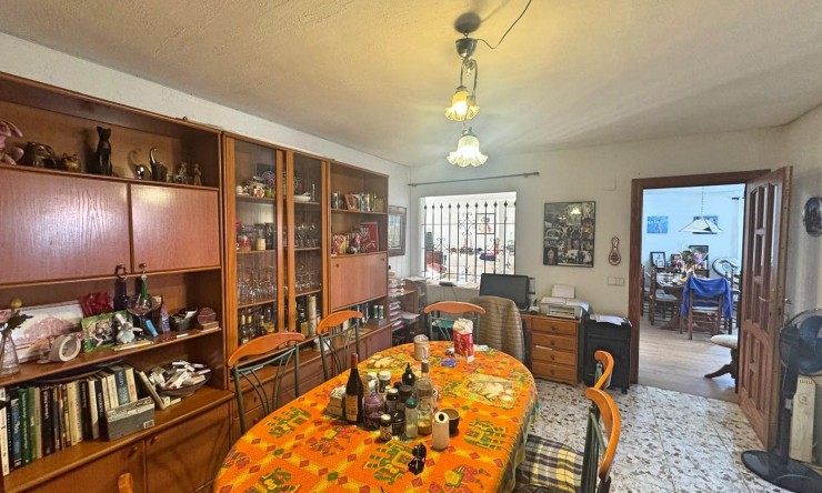 Resale - Villa -
Albir