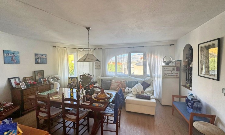 Resale - Villa -
Albir