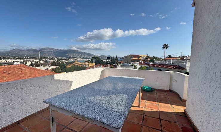 Resale - Villa -
Albir