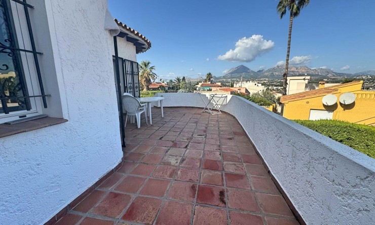Resale - Villa -
Albir