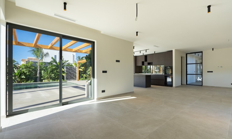 Neue Gebäude - Villa -
Jávea - La Guardia Park