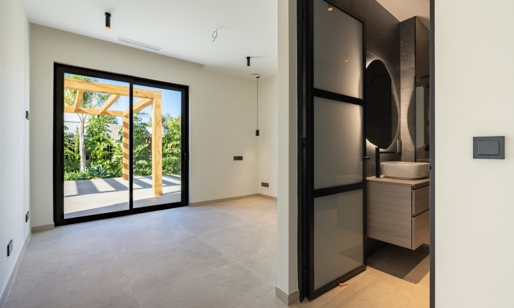 Neue Gebäude - Villa -
Jávea - La Guardia Park