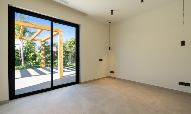 Neue Gebäude - Villa -
Jávea - La Guardia Park