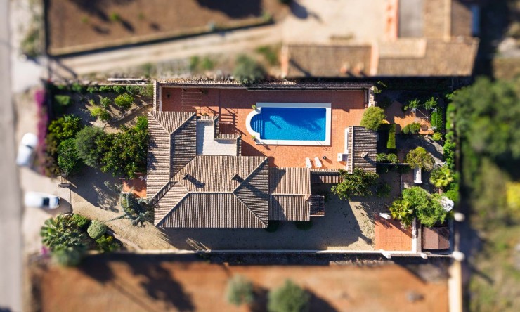 Resale - Villa -
Jalón