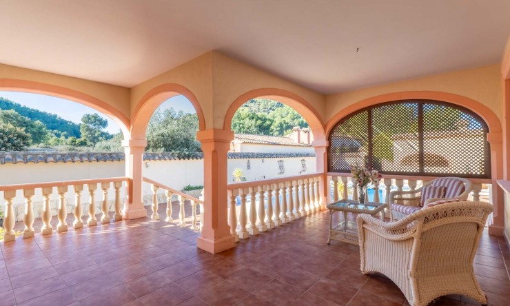 Resale - Villa -
Jalón