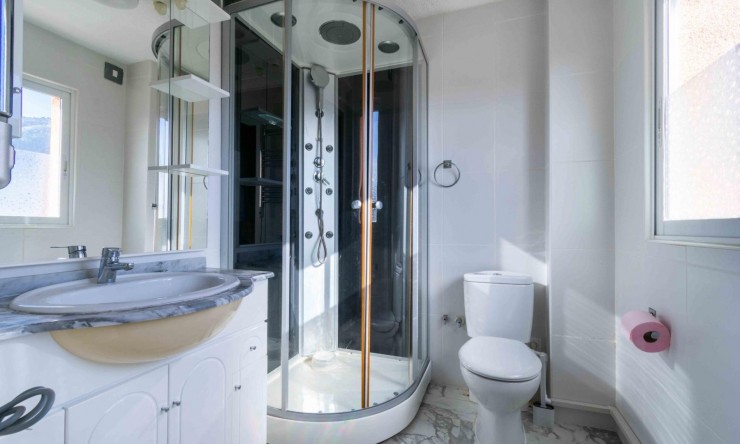 Wiederverkauf - Wohnung -
Albir