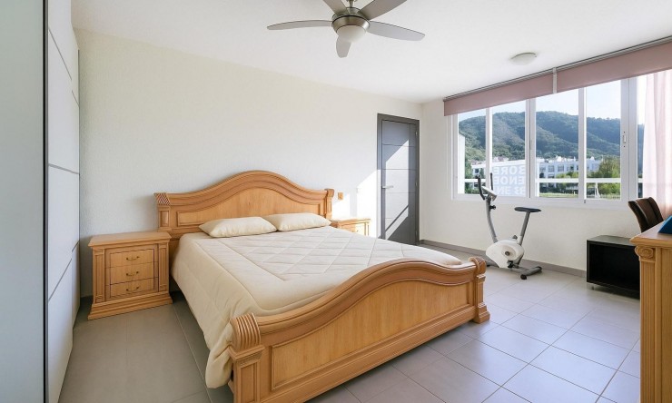 Wiederverkauf - Wohnung -
Albir