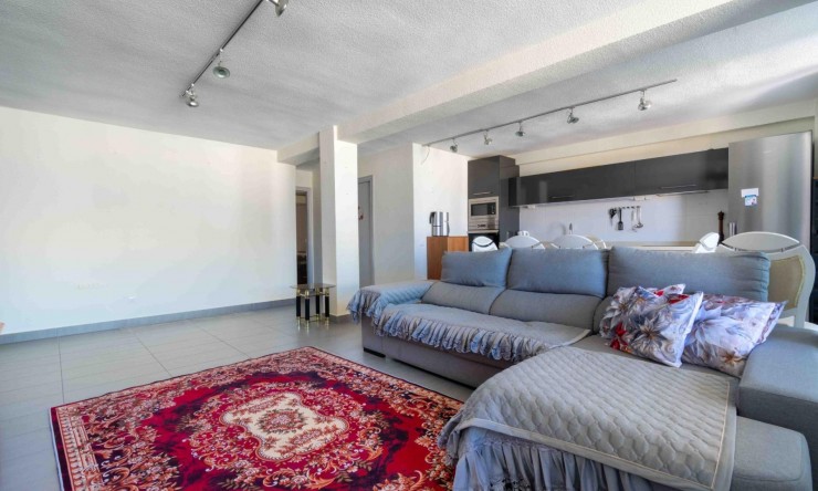 Wiederverkauf - Wohnung -
Albir